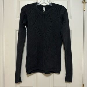 Lululemon Athletica Womens Gray Ribbed sweater with pockets and rip tag Size 6
